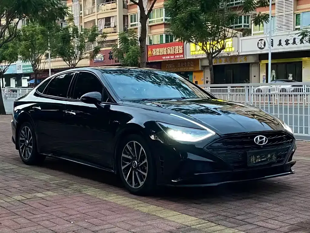 Hyundai Sonata — фото 9