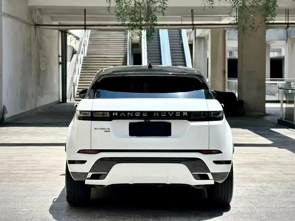 Land Rover Evoque — фото 10