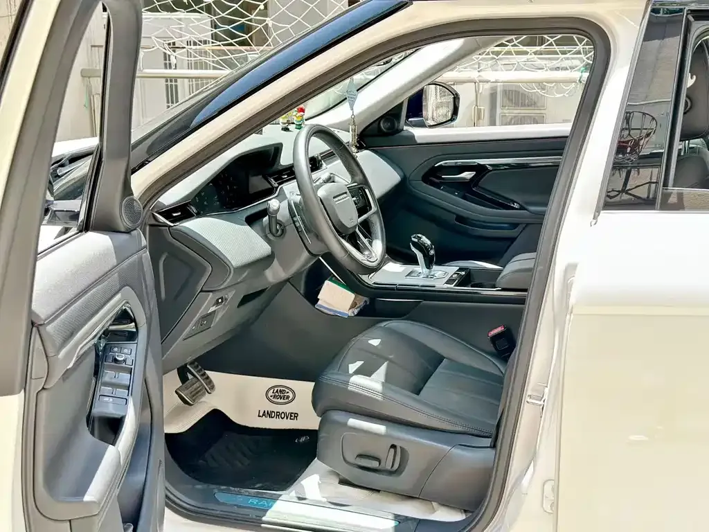 Land Rover Evoque — фото 8