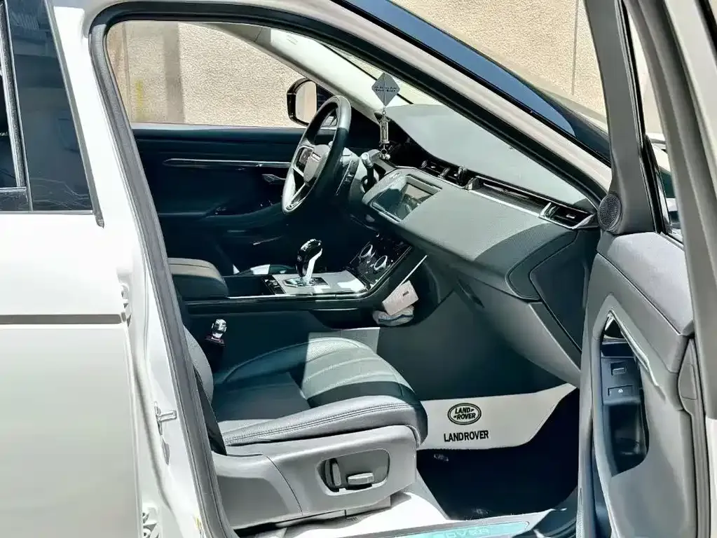 Land Rover Evoque — фото 6