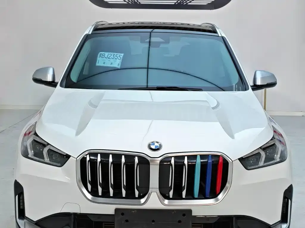 BMW X1 — фото 5