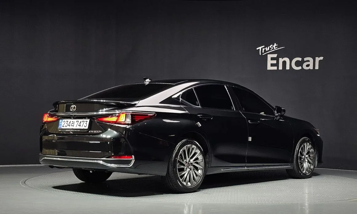 Lexus ES — фото 2