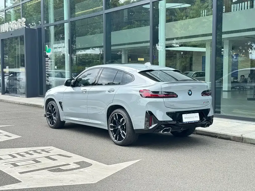 BMW X4 M40i — фото 9
