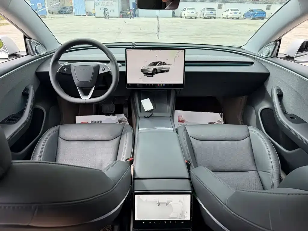 Tesla Model 3 — фото 10