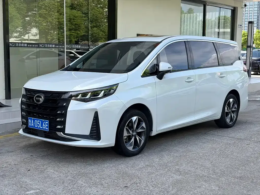 GAC Motor Trumpchi M6 — фото 1