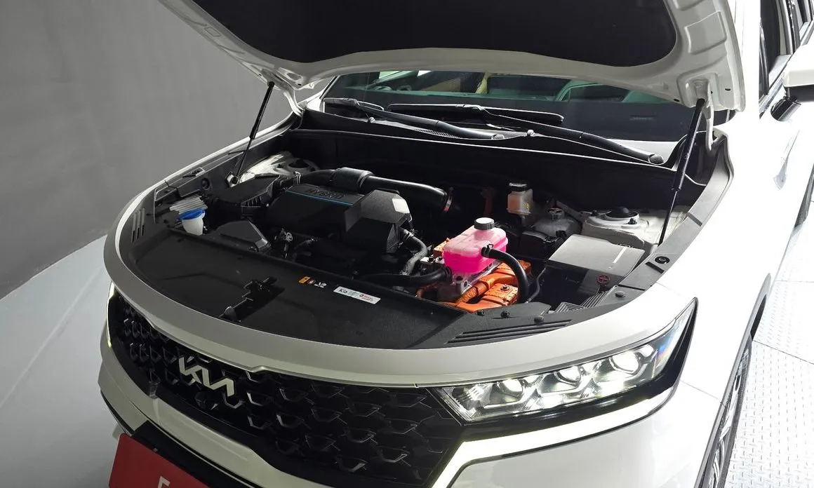 Kia Sorento — фото 7