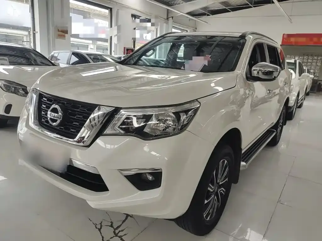 Nissan Terra — фото 1