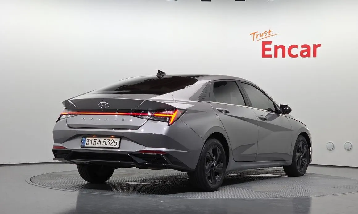Hyundai AVANTE — фото 2