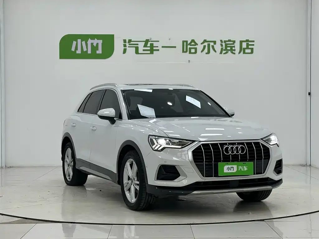 Audi Q3 — фото 10