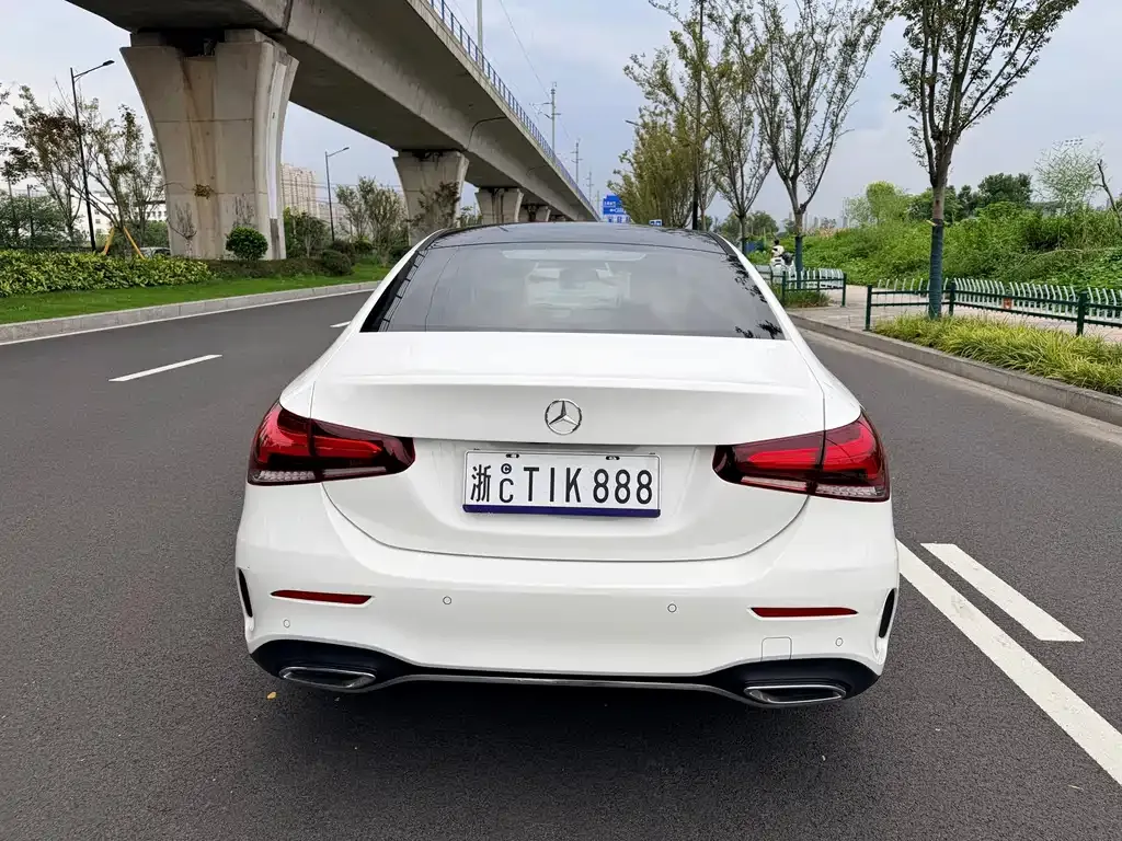 Mercedes-Benz A-Class — фото 10