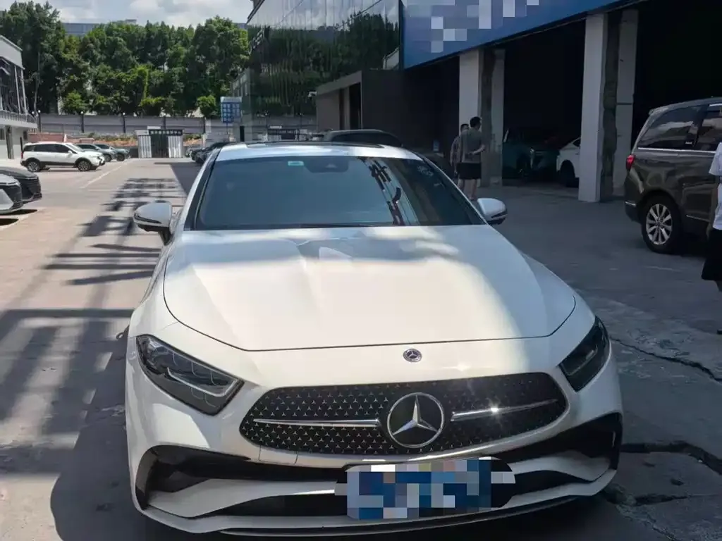Mercedes-Benz CLS — фото 2