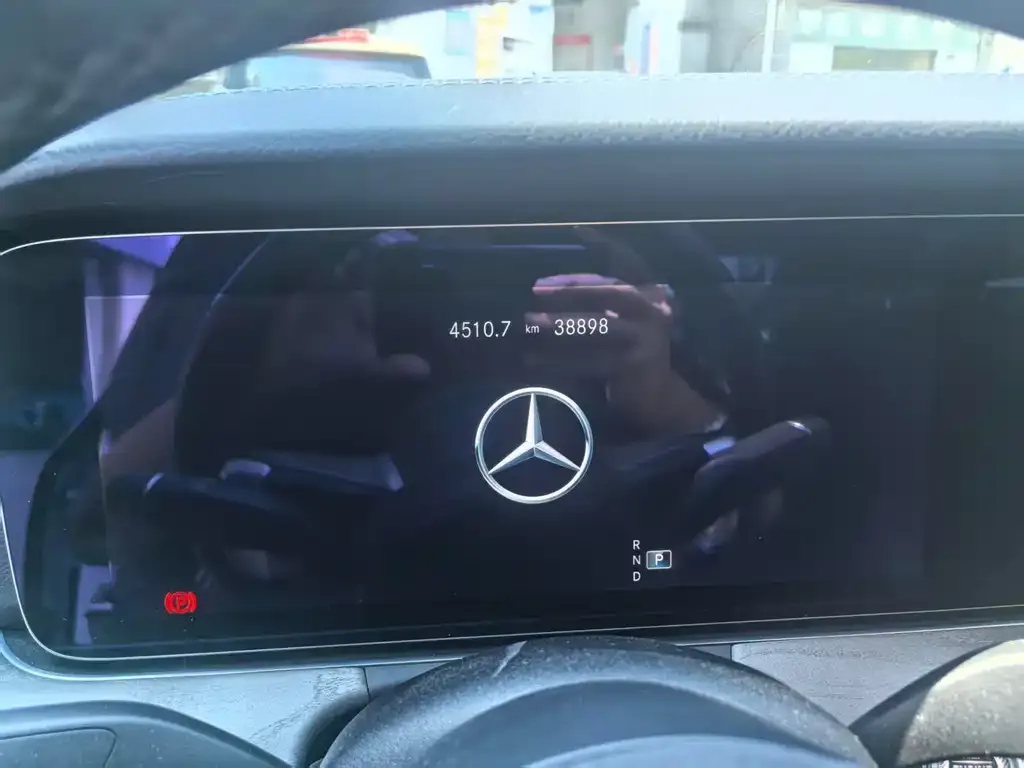 Mercedes-Benz CLS — фото 5