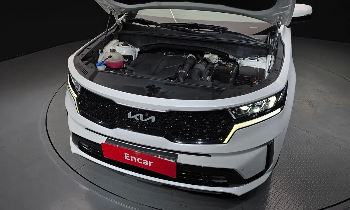 Kia Sorento — фото 6