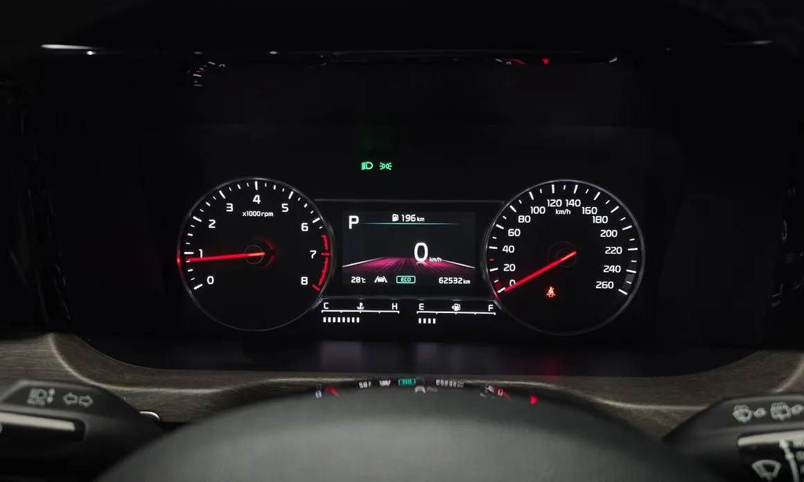Kia Sorento — фото 5