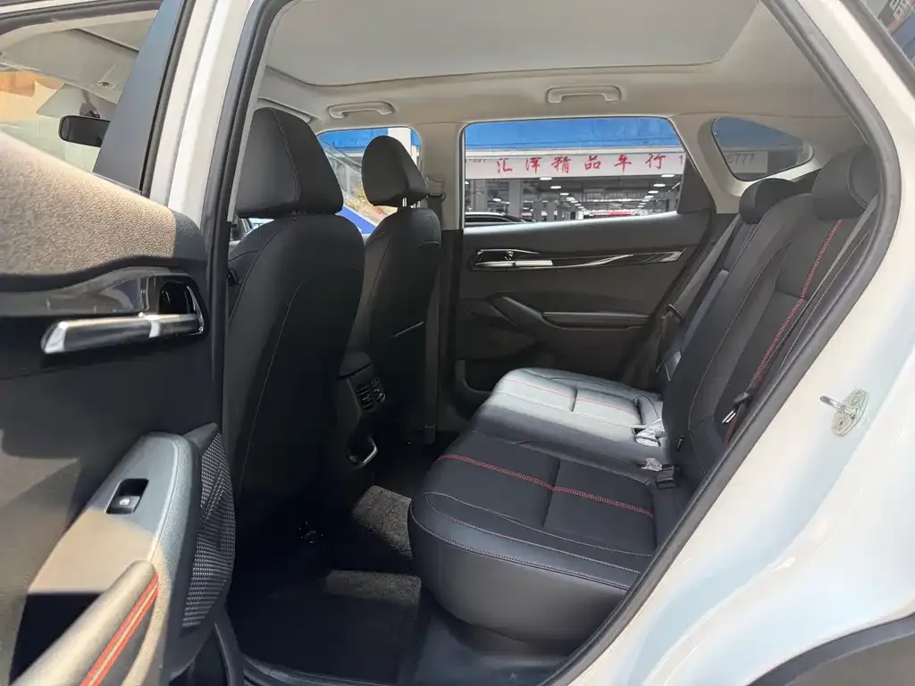 Kia KX3 — фото 10