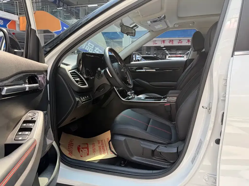 Kia KX3 — фото 4