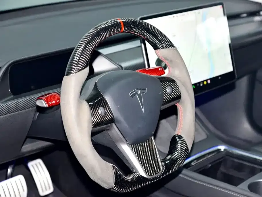 Tesla Model 3 — фото 8