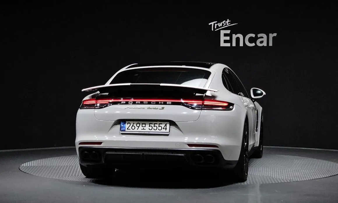 Porsche Panamera — фото 9