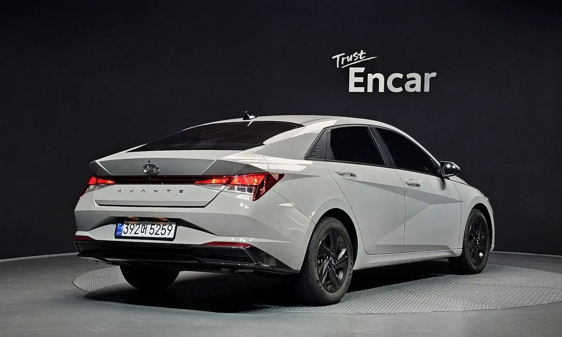 Hyundai AVANTE — фото 5
