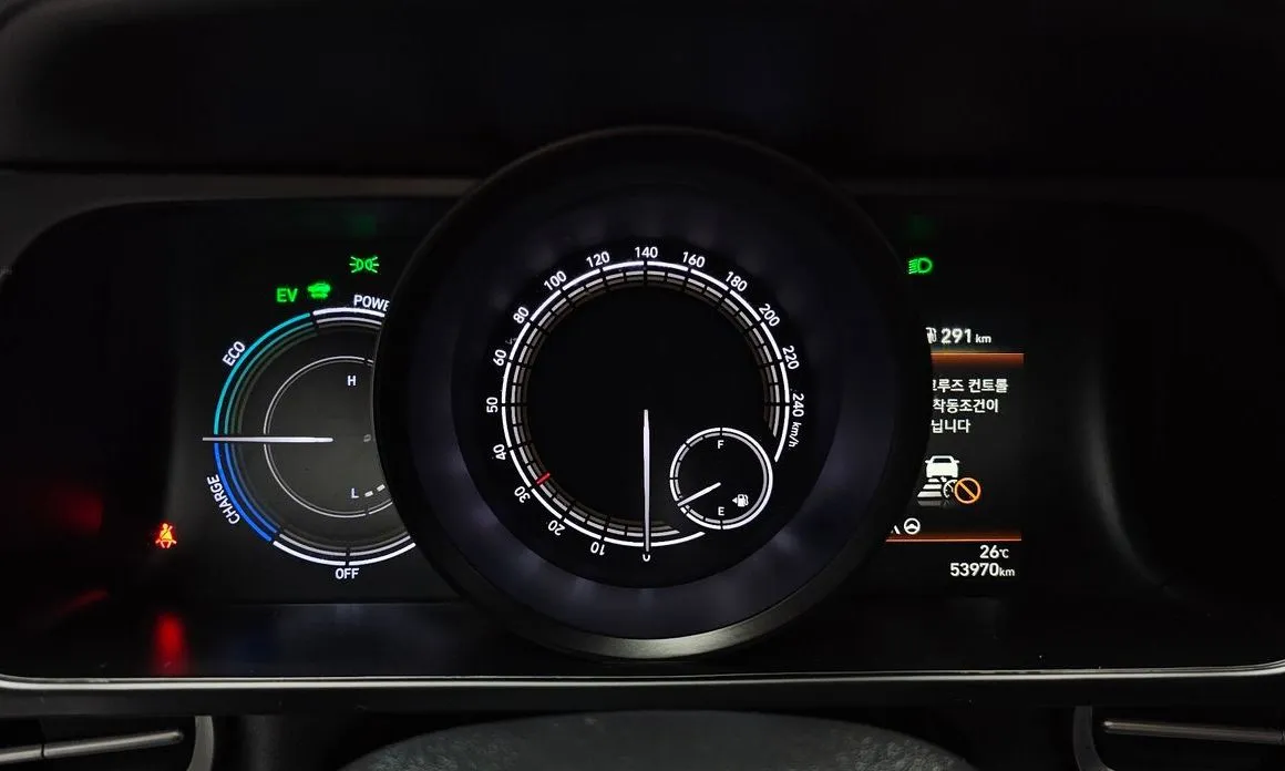 Hyundai AVANTE — фото 2