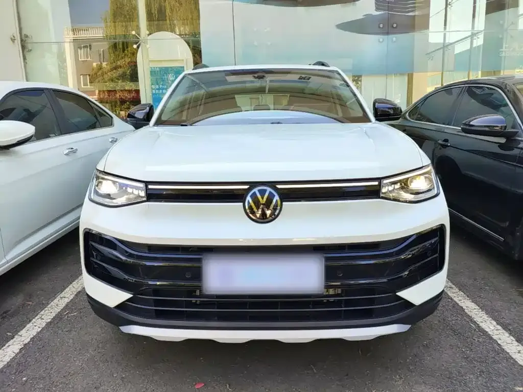 Volkswagen Tharu — фото 5