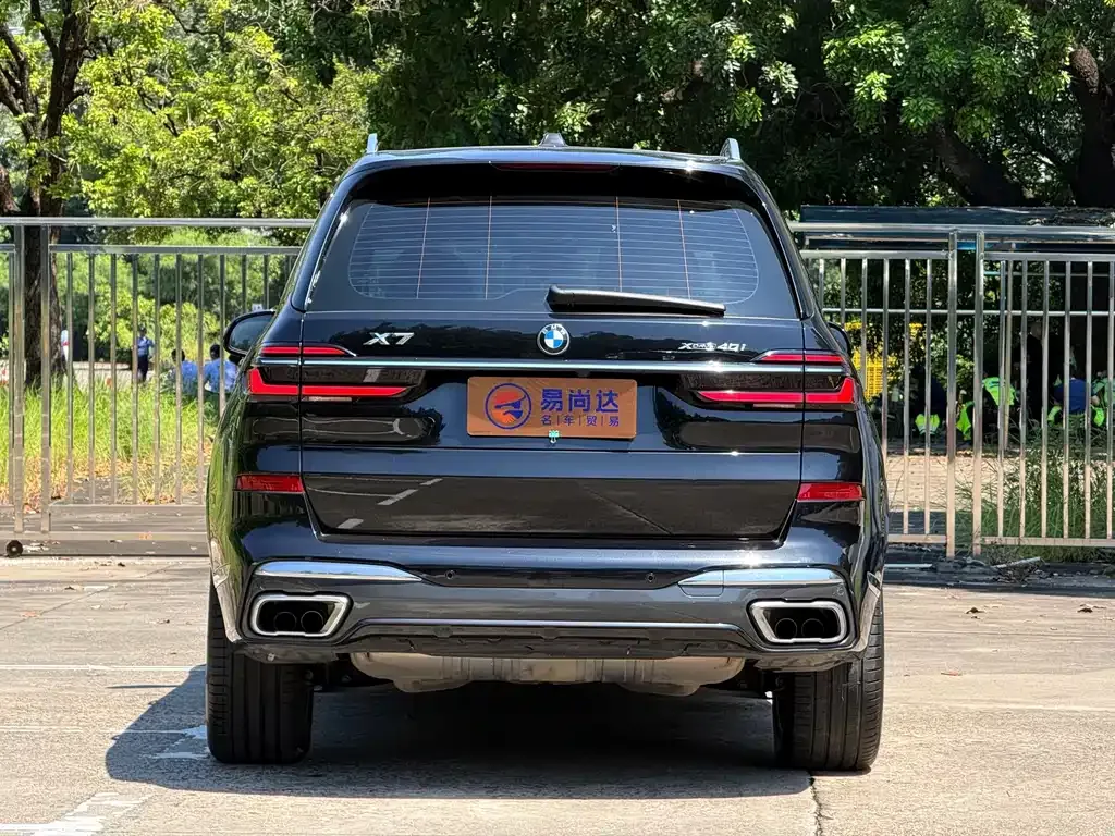 BMW X7 — фото 4