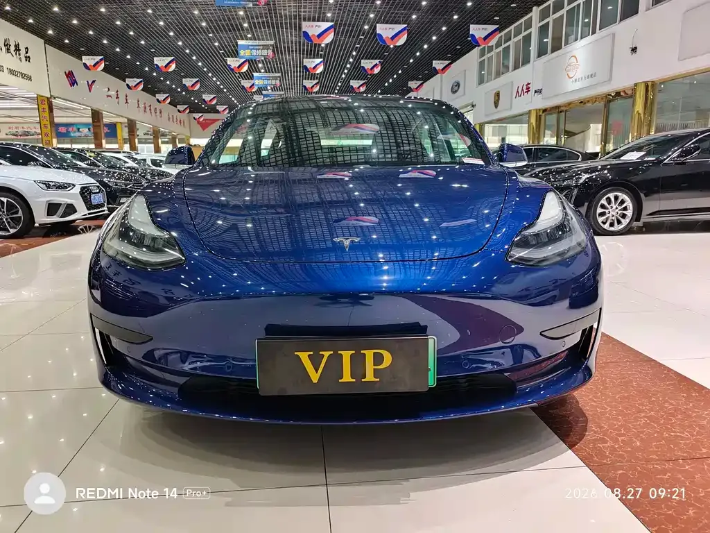 Tesla Model 3 — фото 5
