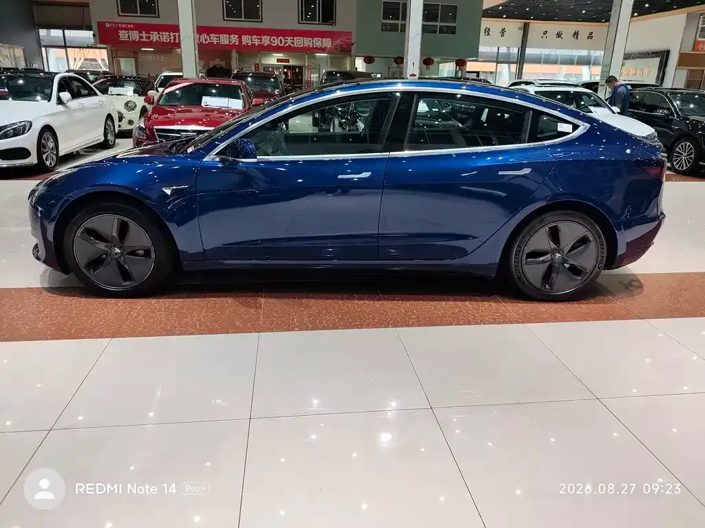 Tesla Model 3 — фото 6