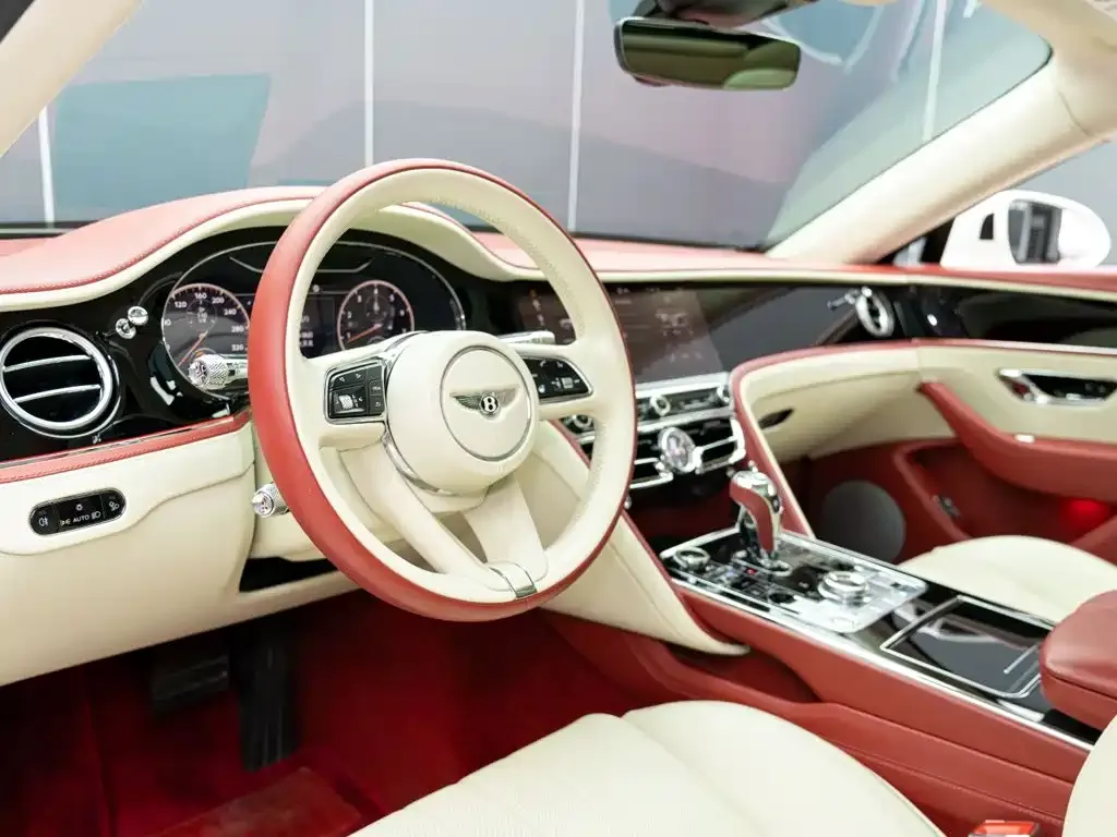 Bentley Flying Spur — фото 8
