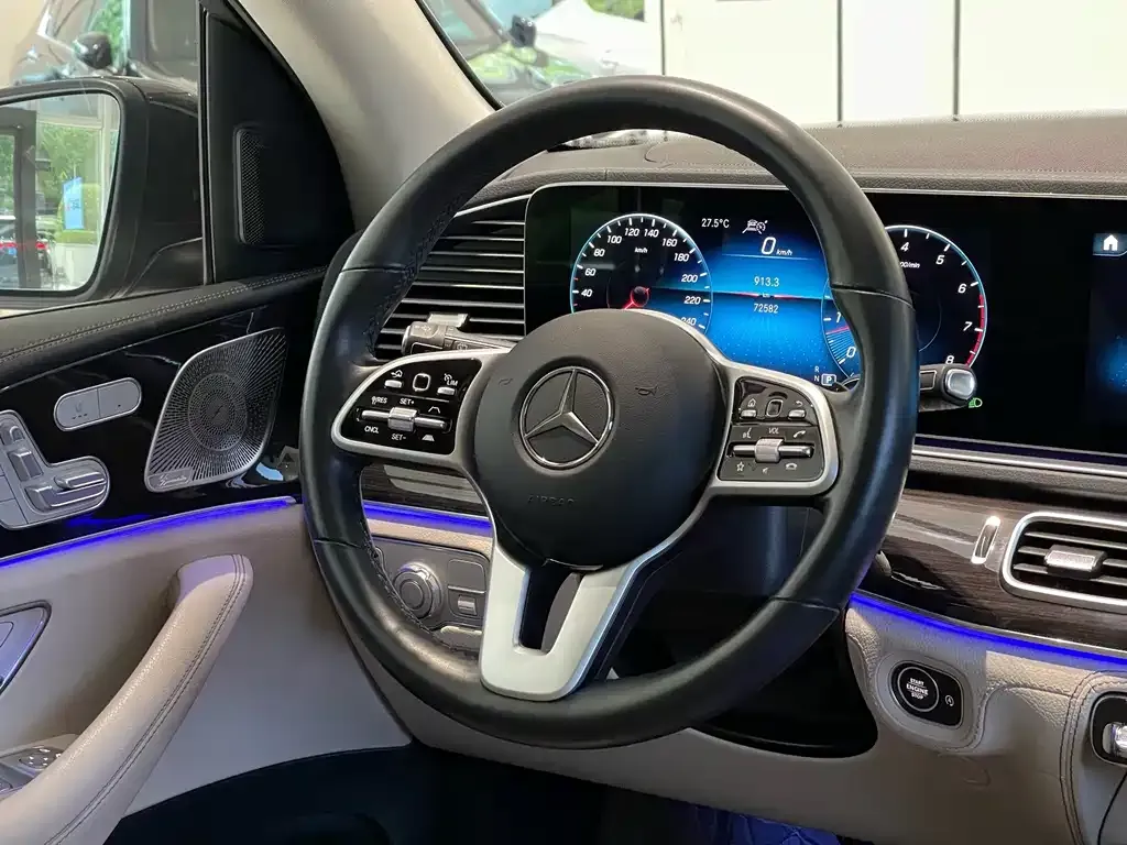 Mercedes-Benz GLS — фото 5