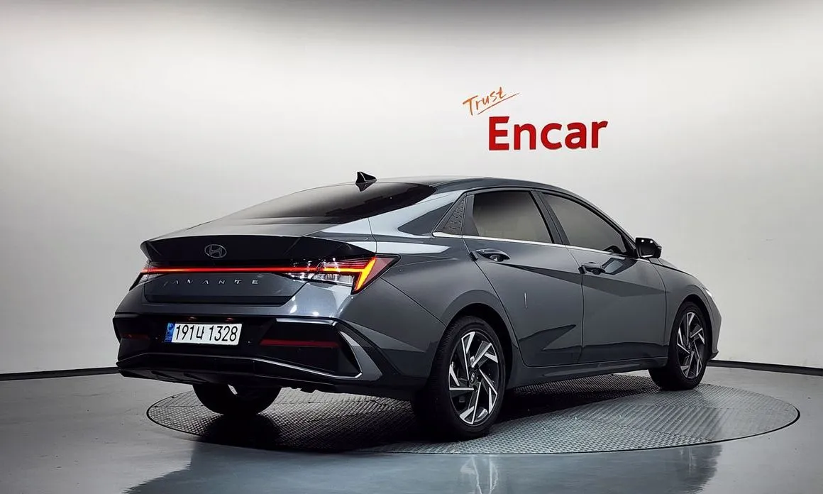 Hyundai AVANTE — фото 5