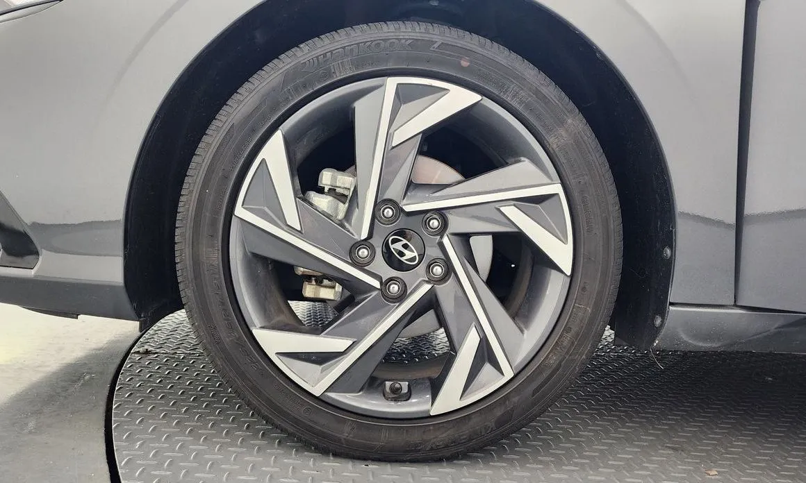 Hyundai AVANTE — фото 4