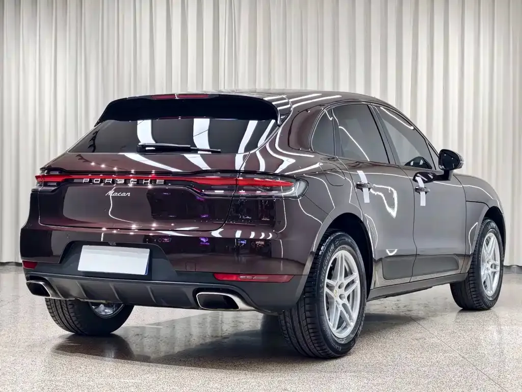 Porsche Macan — фото 5