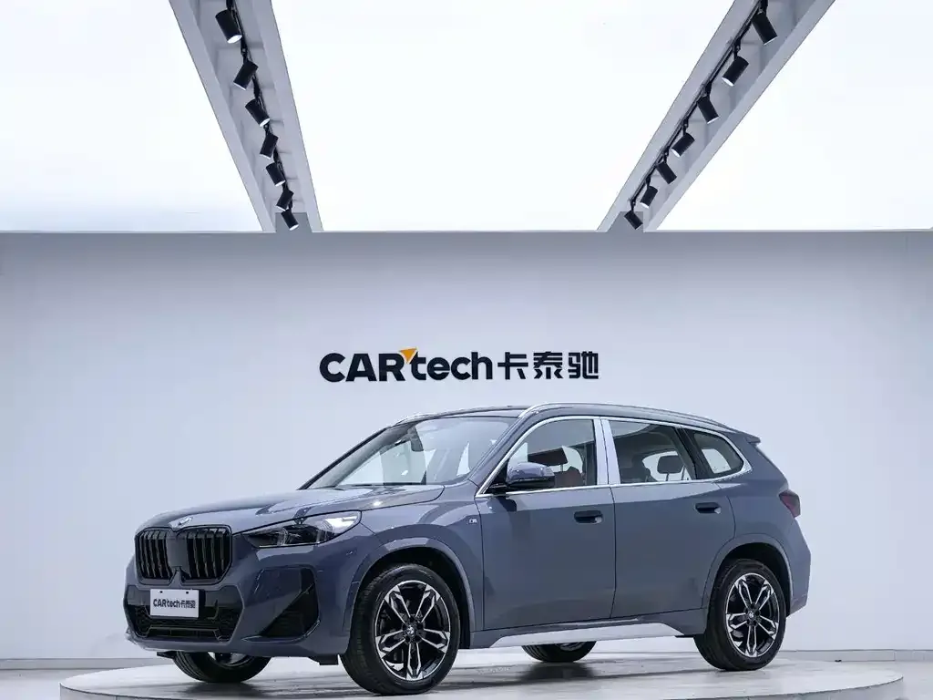 BMW X1 — фото 1