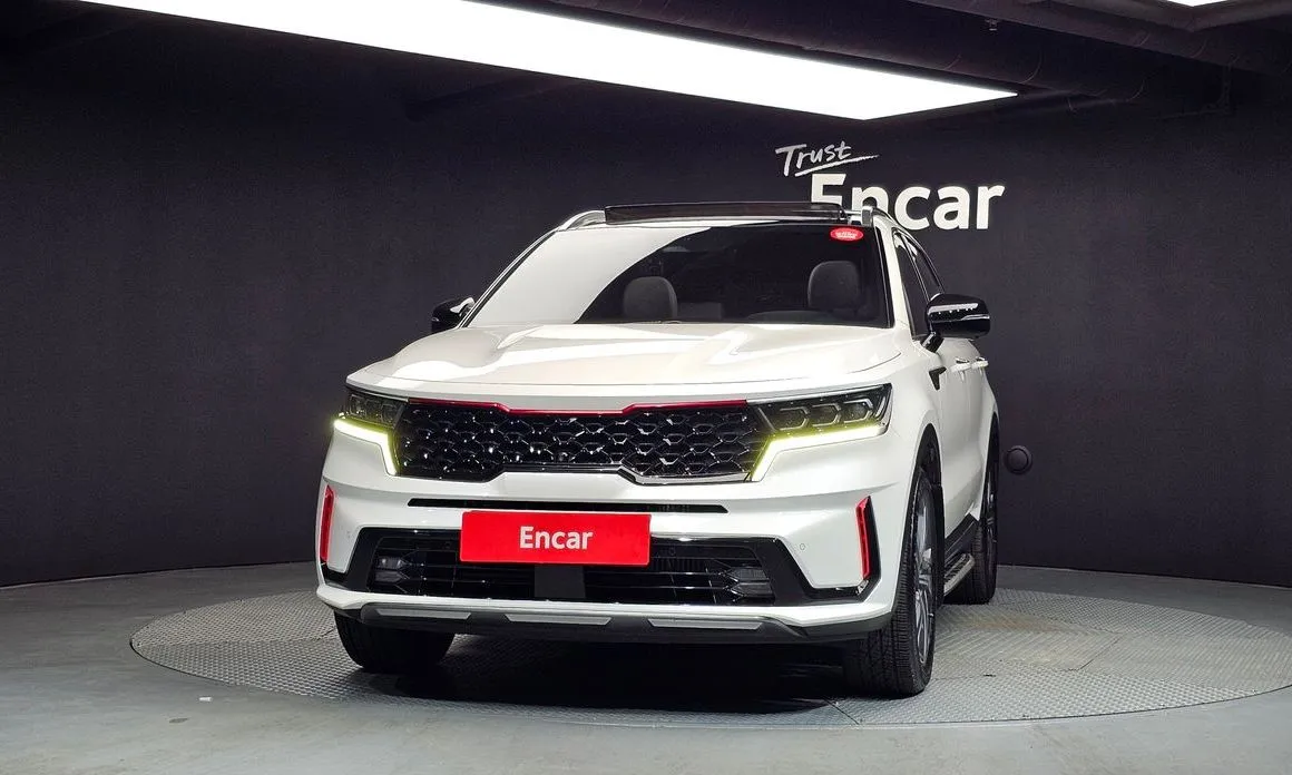 Kia Sorento — фото 10