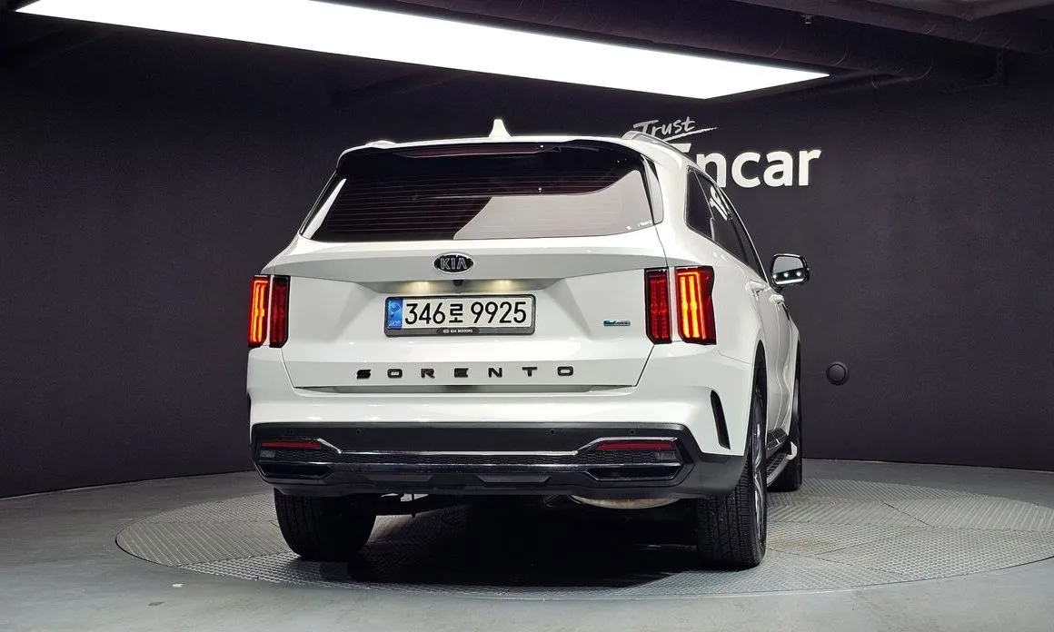 Kia Sorento — фото 5