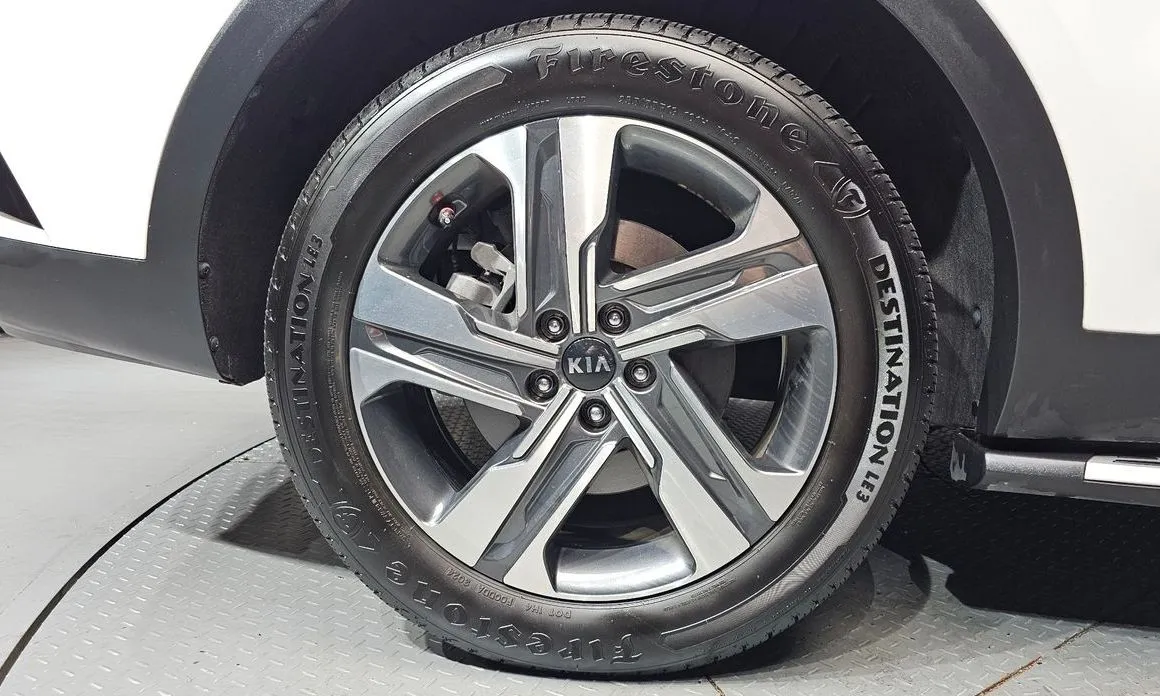 Kia Sorento — фото 3