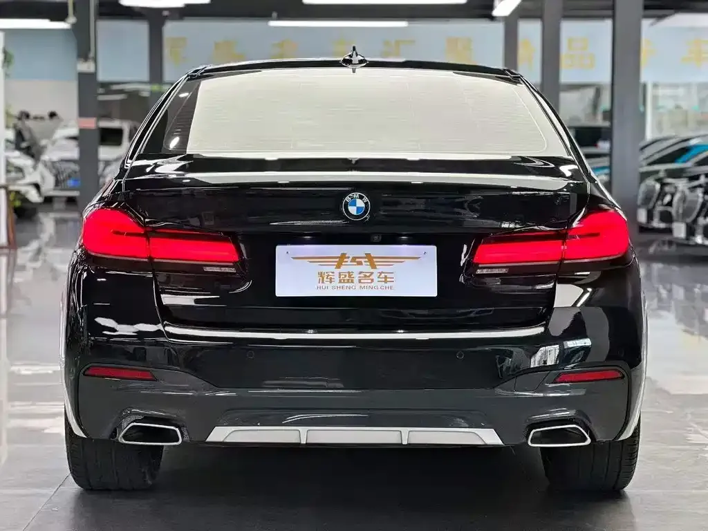 BMW 5 Series — фото 4
