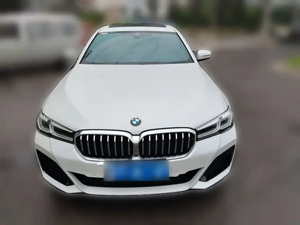 BMW 5 Series — фото 2