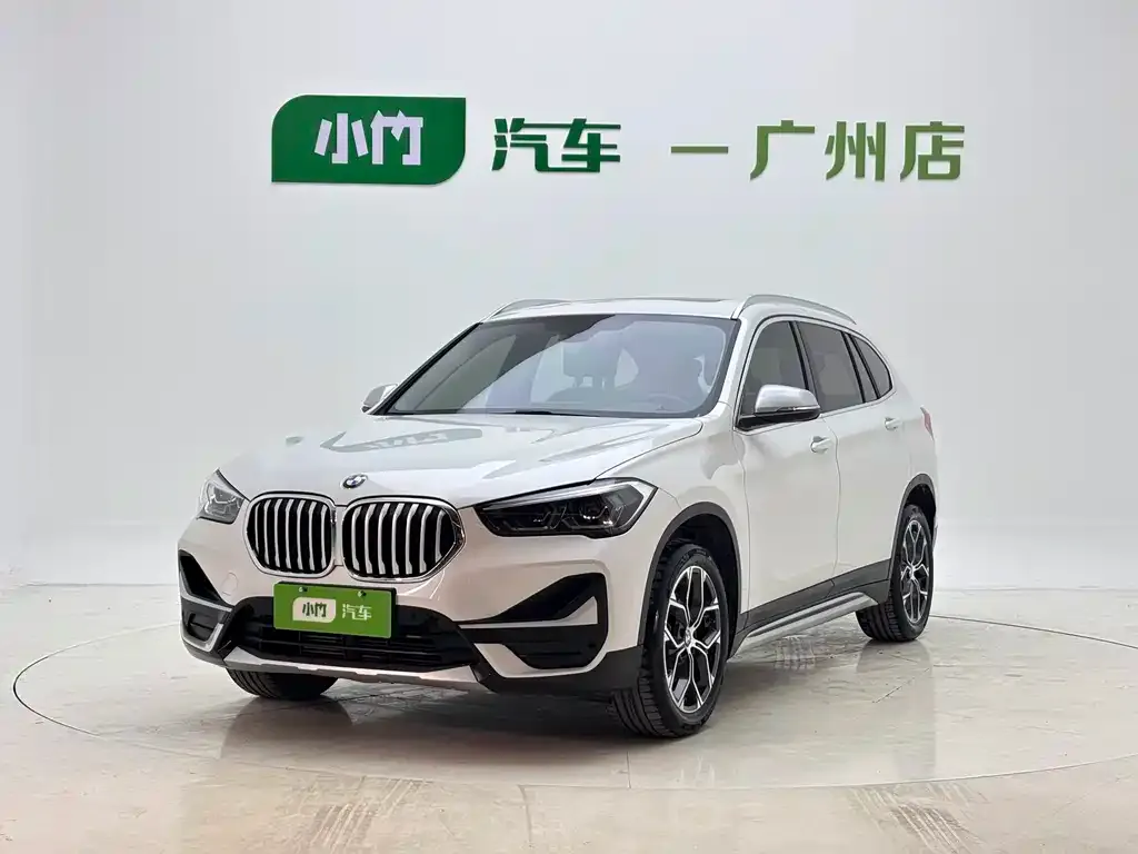 BMW X1 — фото 1