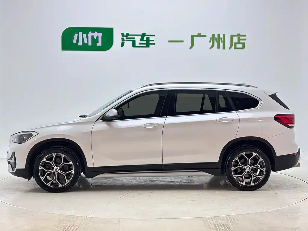 BMW X1 — фото 4