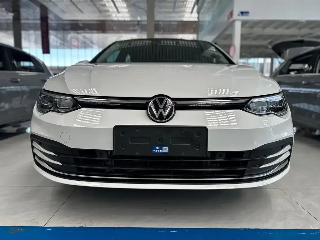 Volkswagen Golf — фото 3