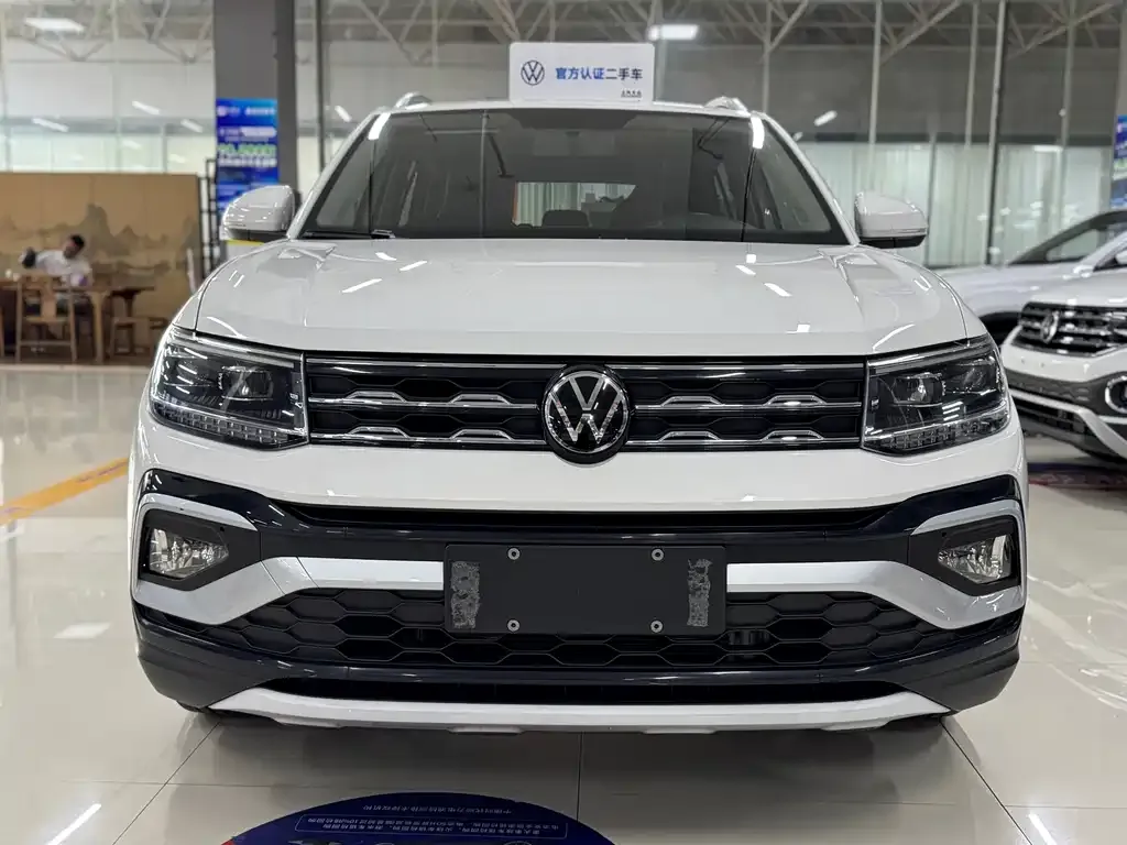 Volkswagen T-Cross — фото 2