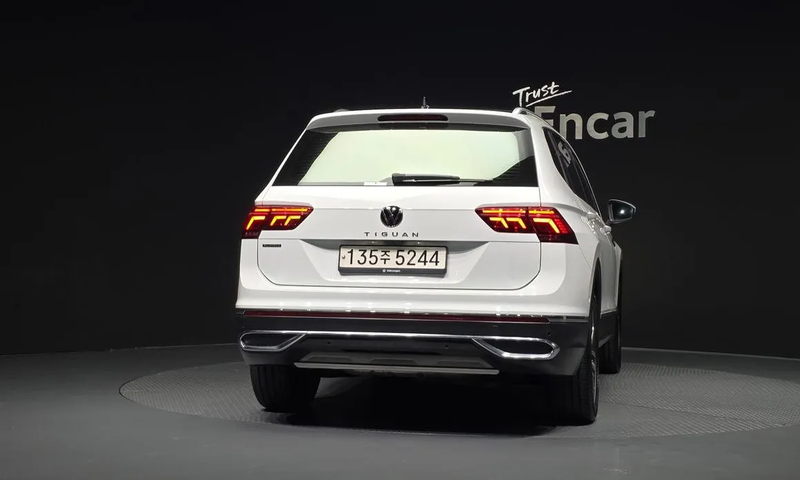 Volkswagen Tiguan — фото 5