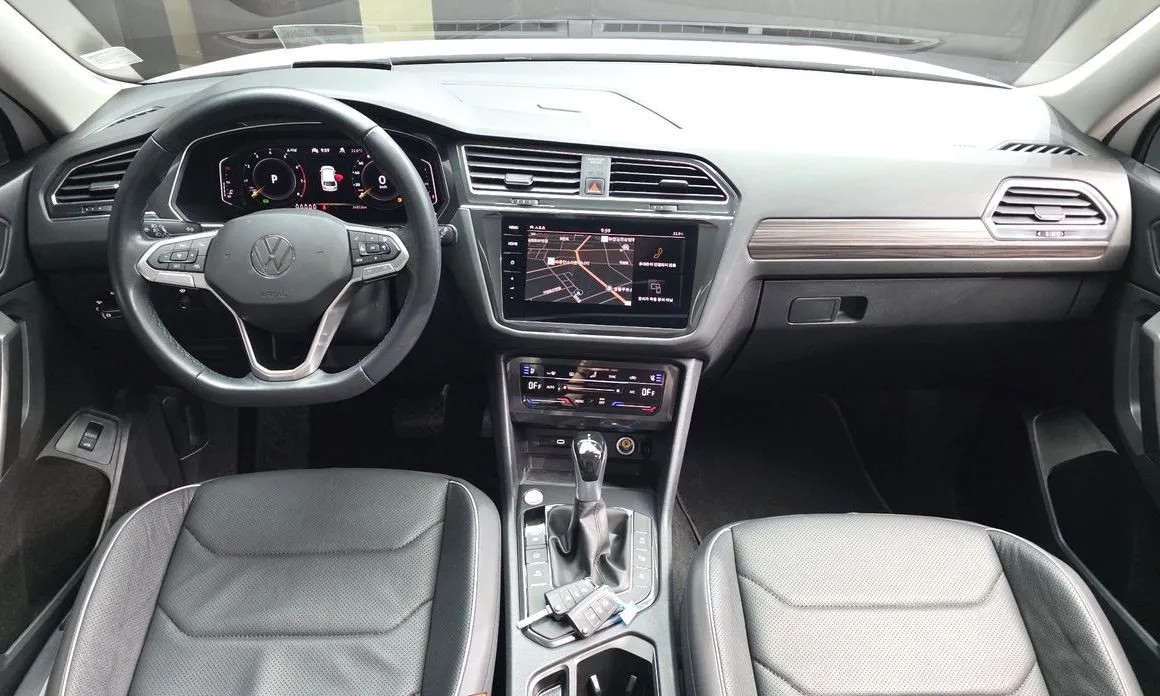 Volkswagen Tiguan — фото 4