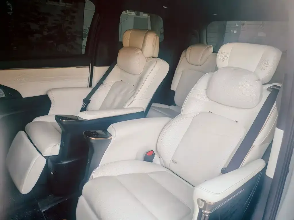 GAC Motor Trumpchi M8 — фото 10