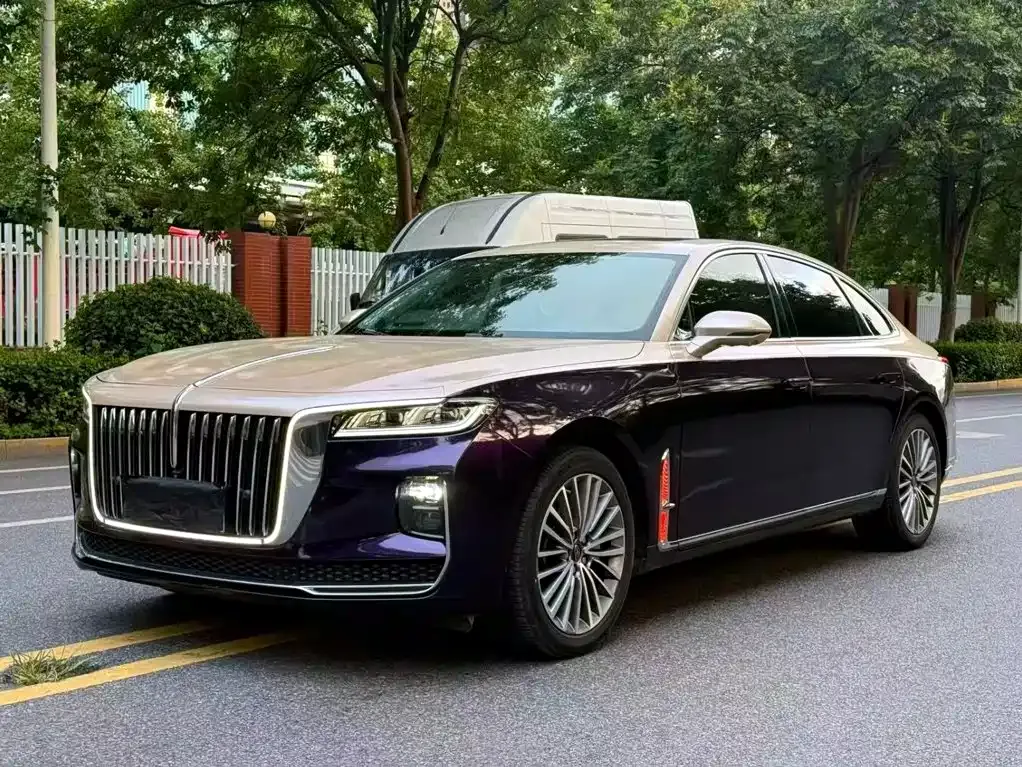 Hongqi H9 — фото 1