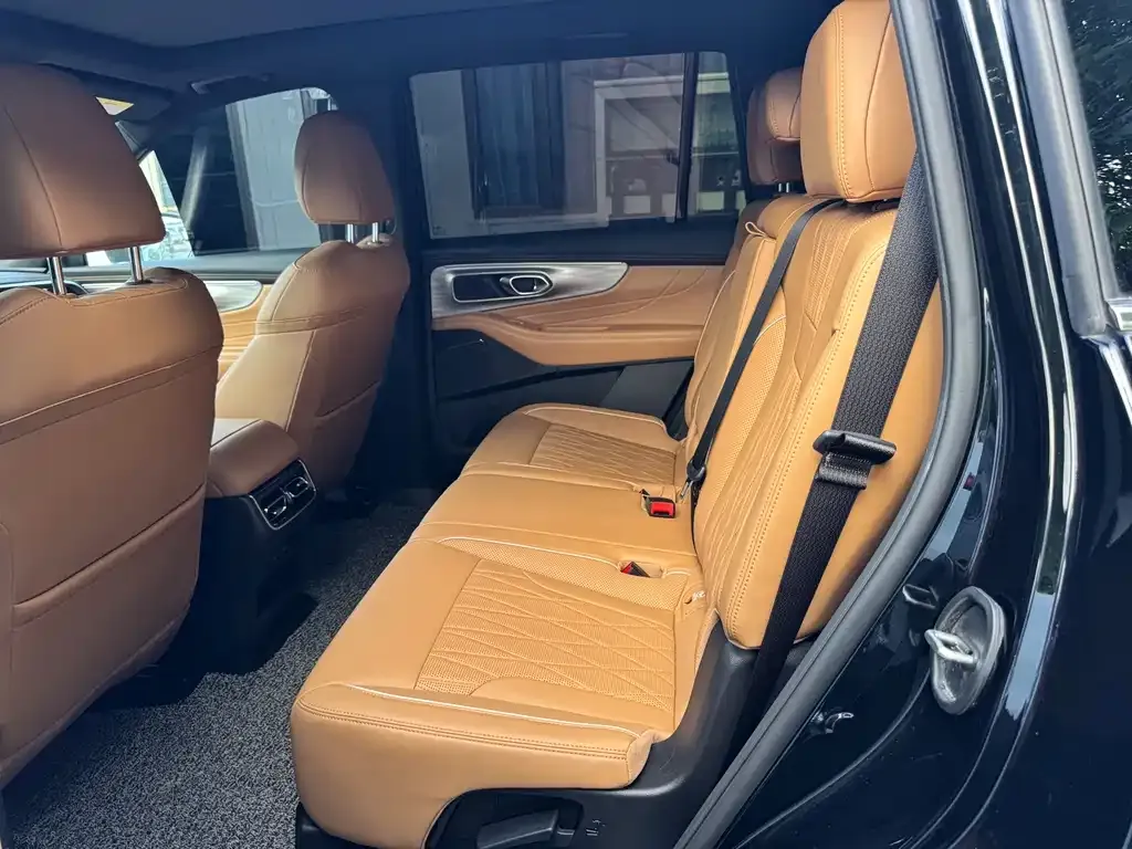 GAC Motor Trumpchi GS8 — фото 3