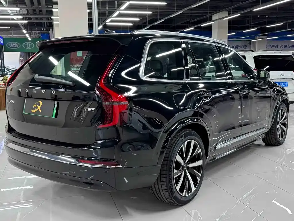 Volvo XC90 PHEV — фото 3