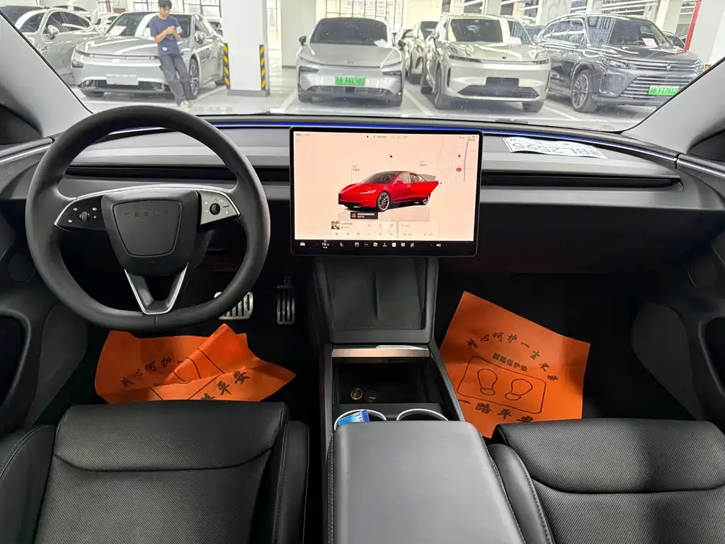 Tesla Model 3 — фото 7